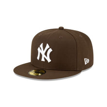 Load image into Gallery viewer, new york yankees walnut