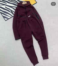 Load image into Gallery viewer, Nike Tech Fleece Tracksuit